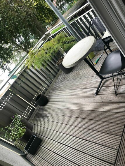 Innen Fotos Haus 24 Balkon