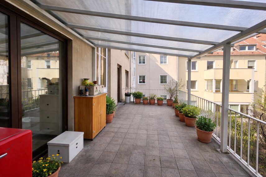 Balkon 1.OG Dachterasse andere Ansicht