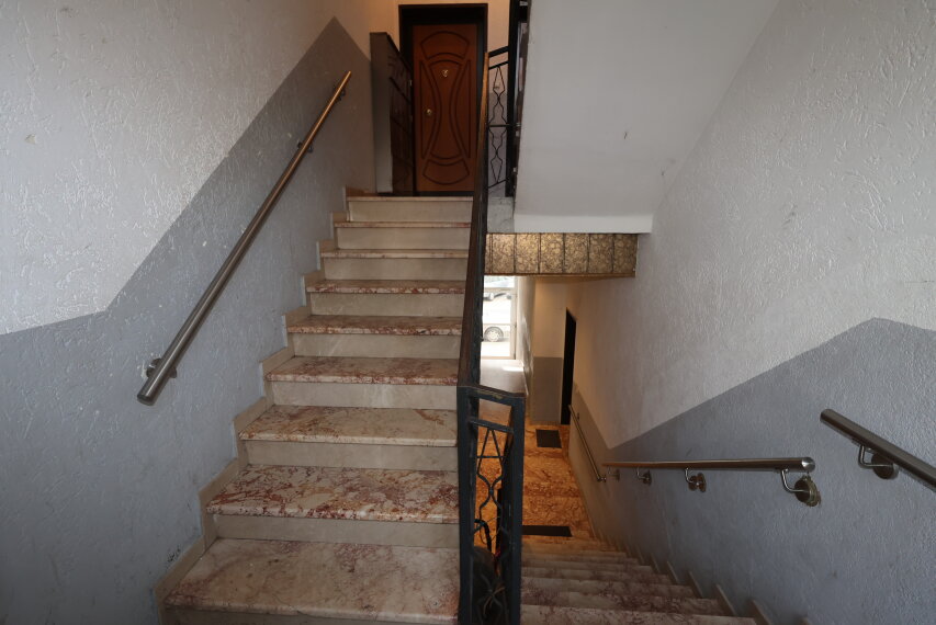 Treppenhaus 1.OG 