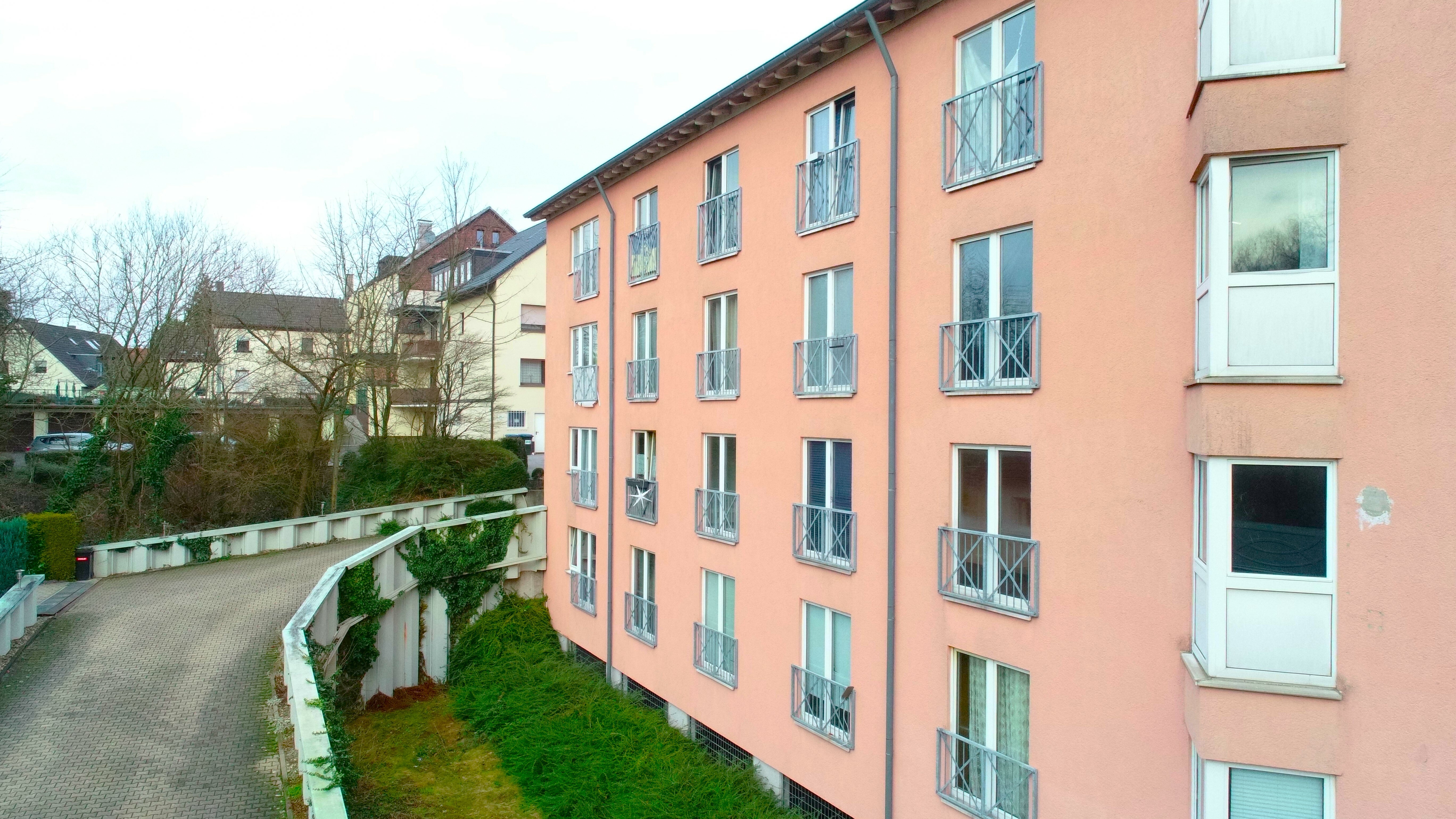 3 ETG-Wohnungen mit 2 Tiefgaragen-Stellplätzen in Witten Annen 