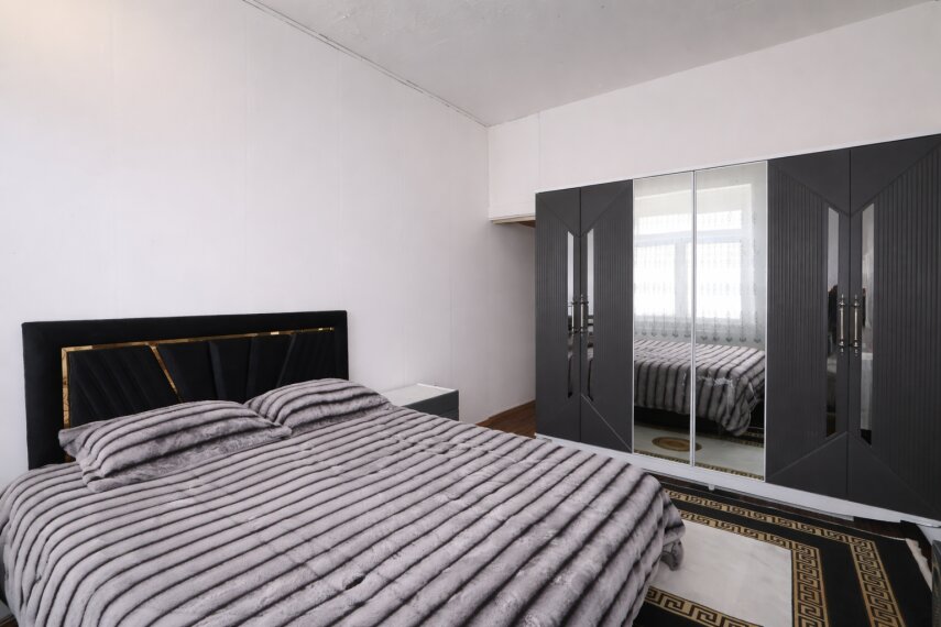 Schlafzimmer 2