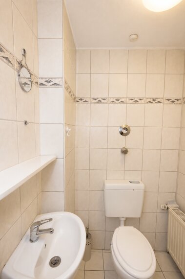 DG WG 11 Gäste Badezimmer