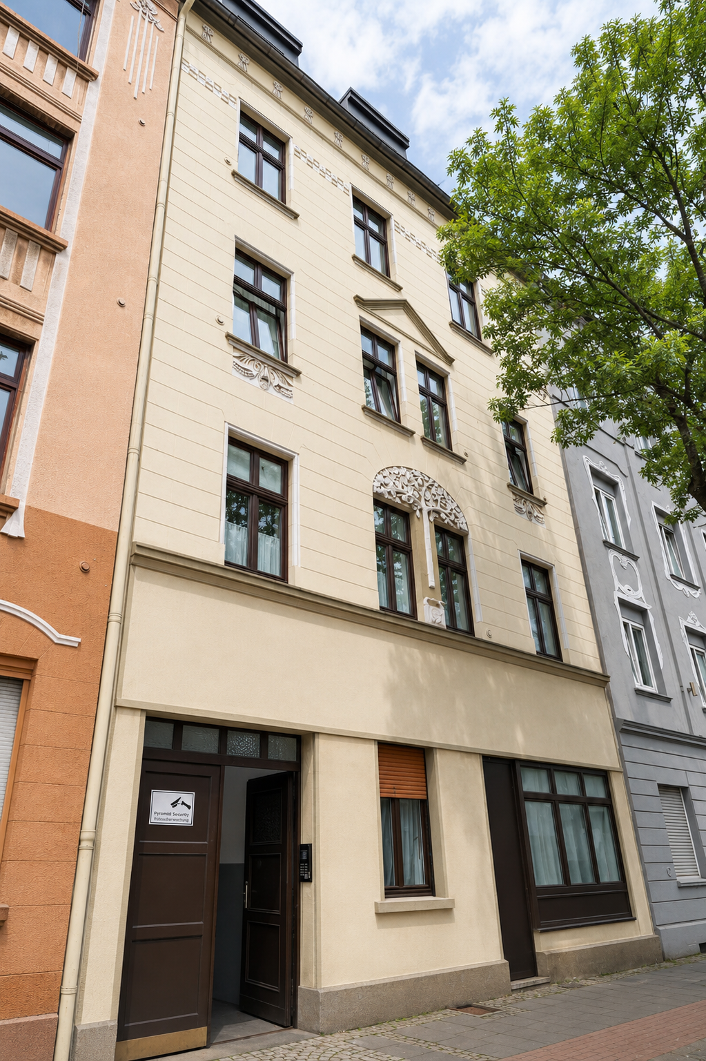 Wohnportfolio Dortmund-Borsigplatz 3 Mehrfamilienhäuser mit 18 vollvermieteten Einheiten