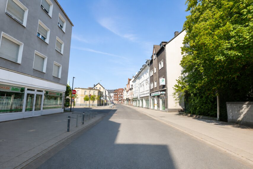 Hauptstraße Rückseite